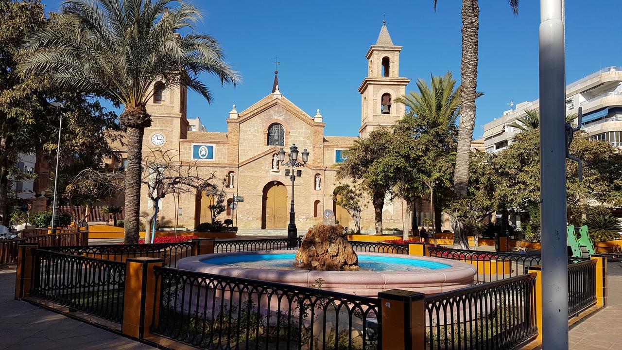 Apartamento Torrevieja Ngoại thất bức ảnh